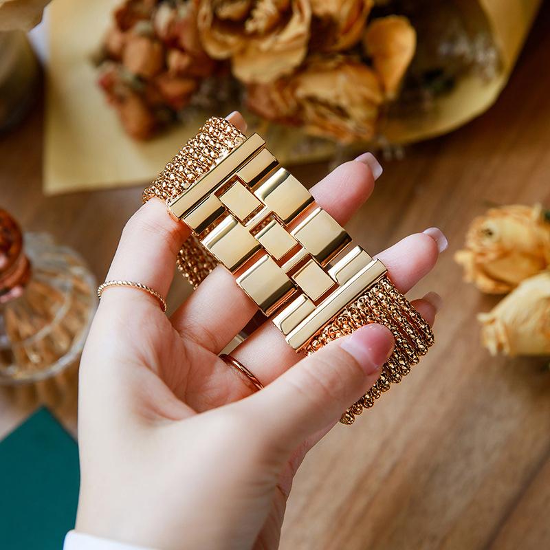 Montre à quartz sertie de diamants pour femme