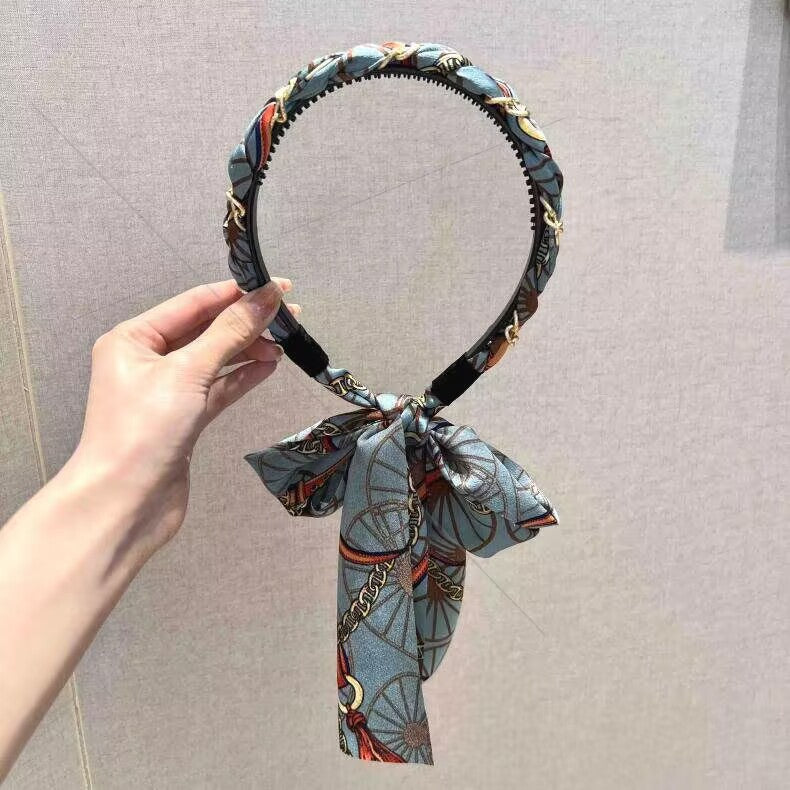 Nouveau bandeau en tissu – accessoire pour cheveux de style ethnique avec une chaîne tressée et un ruban ondulé