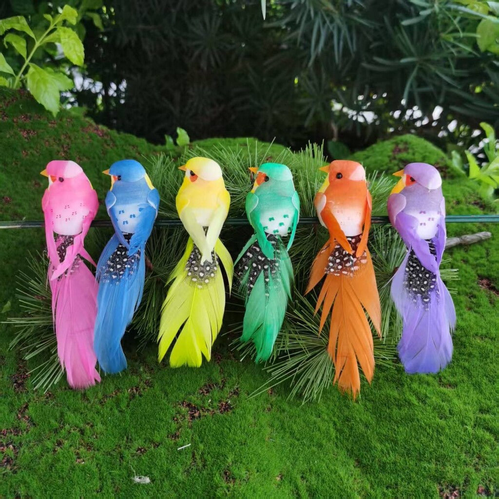 🐦 Oiseaux en plumes artificielles avec pince (12 pièces par paquet)
