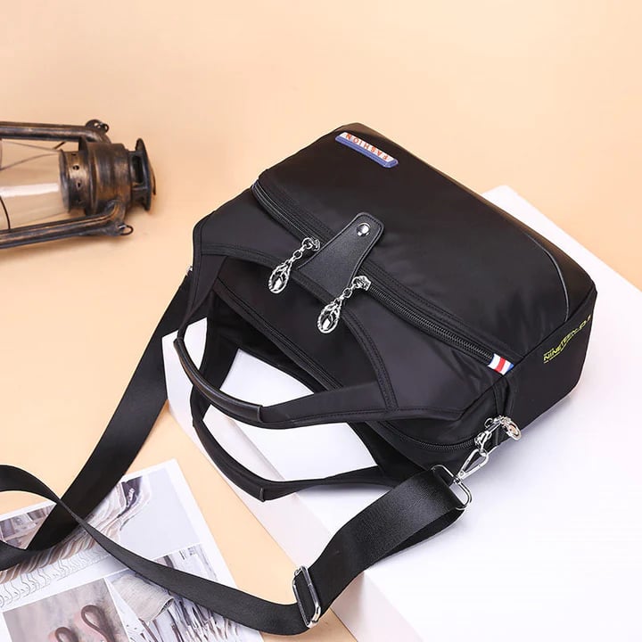 Sac fourre-tout souple et léger à placer sous le siège