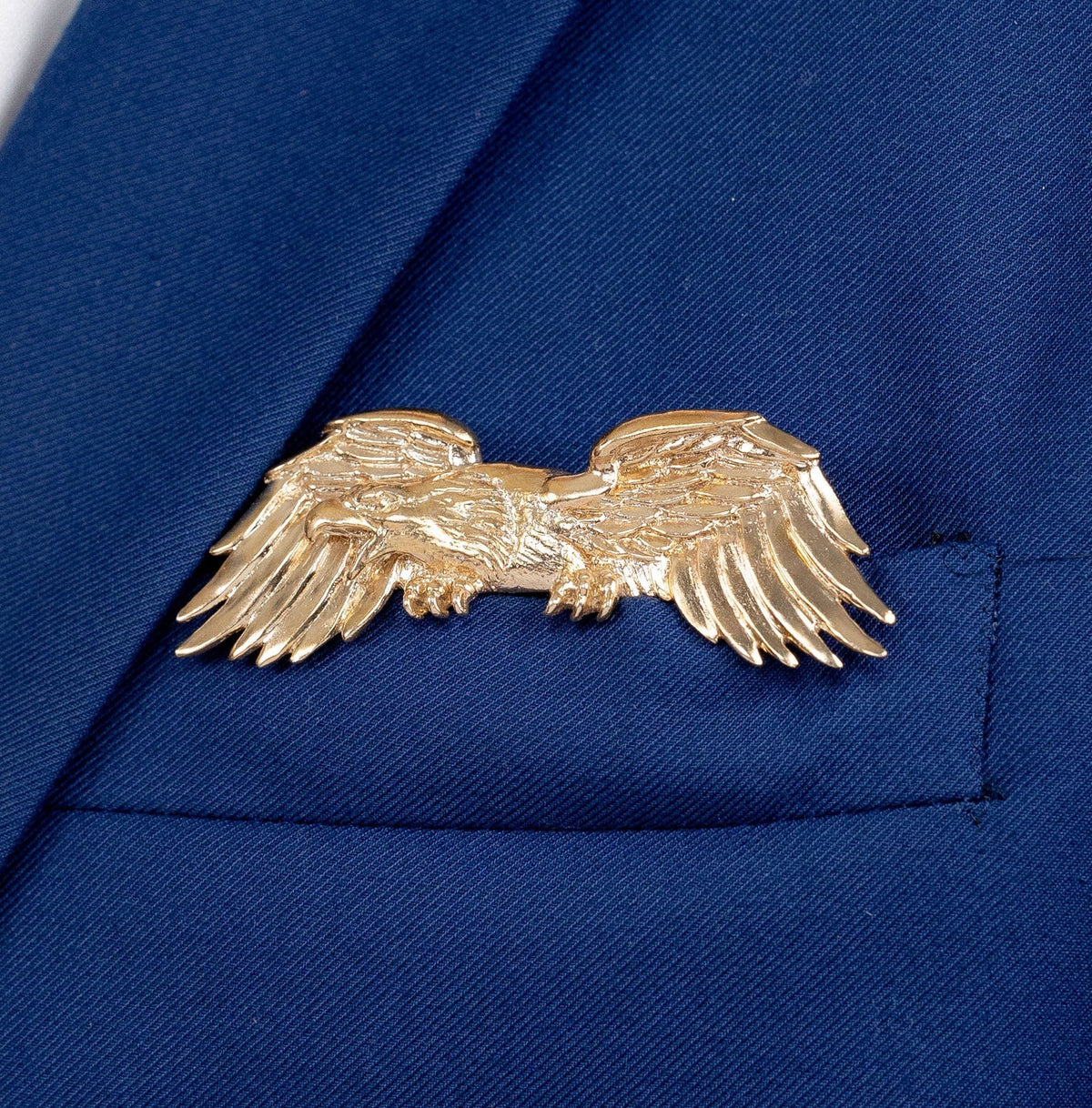 ✨ Broche animale sculptée de luxe – Un accessoire haut de gamme qui ne passe pas inaperçu, idéal pour les costumes et les blazers