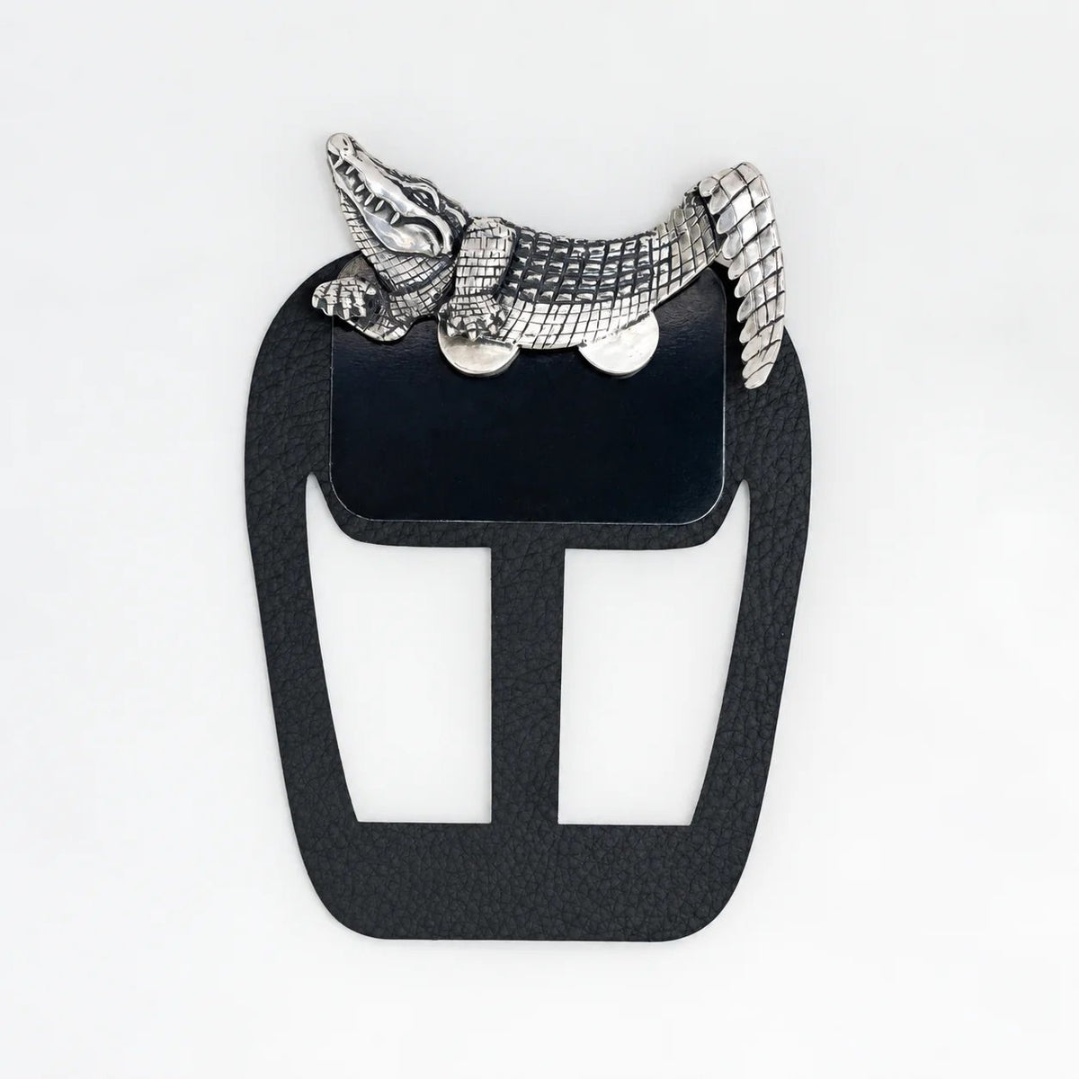 ✨ Broche animale sculptée de luxe – Un accessoire haut de gamme qui ne passe pas inaperçu, idéal pour les costumes et les blazers