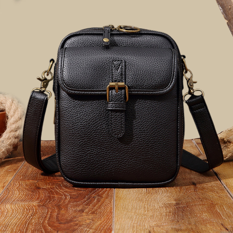 Sac messager vintage de grande capacité / Vintage Messenger Bag with Large Capacity