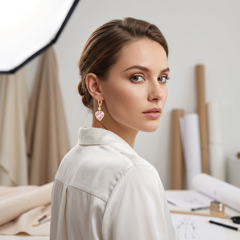 🩵Boucles d'oreilles pendantes en forme de cœur étincelantes